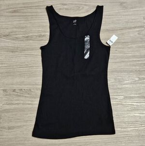 BNWT - GAP - Black Tank Top - Sz L